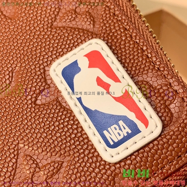 #̺ LVXNBA   Ƽ M80548-320