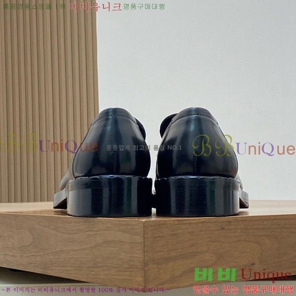  屸 70PA1110254
