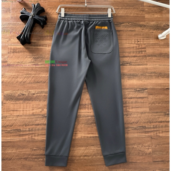  ̺  13LFD252127-1