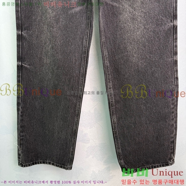     P5818366-4
