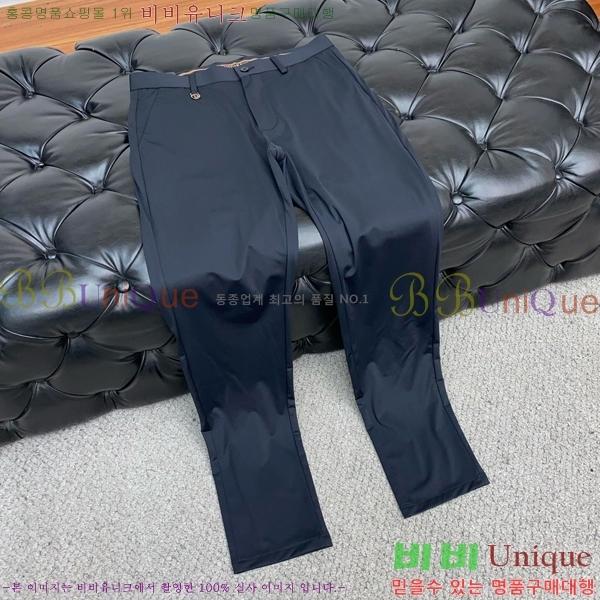    D423922-1