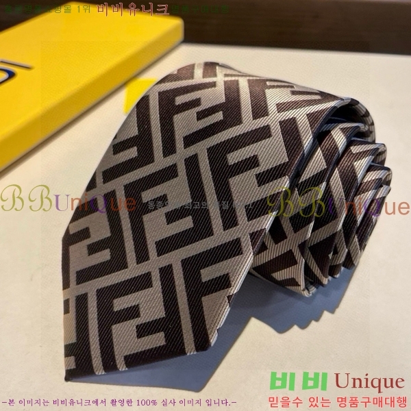 # ̷ Ÿ 8FE249242-6