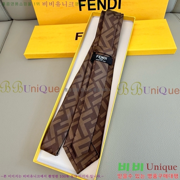 # ̷ Ÿ 8FE249242-10