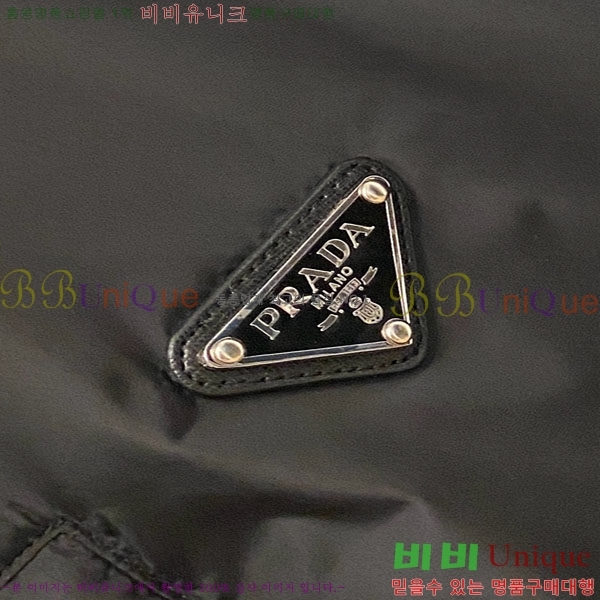    32PA900554