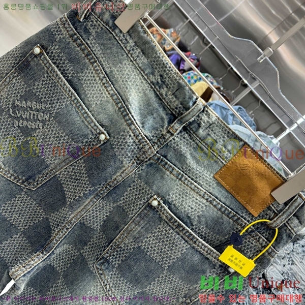  ̺   14L253203-7