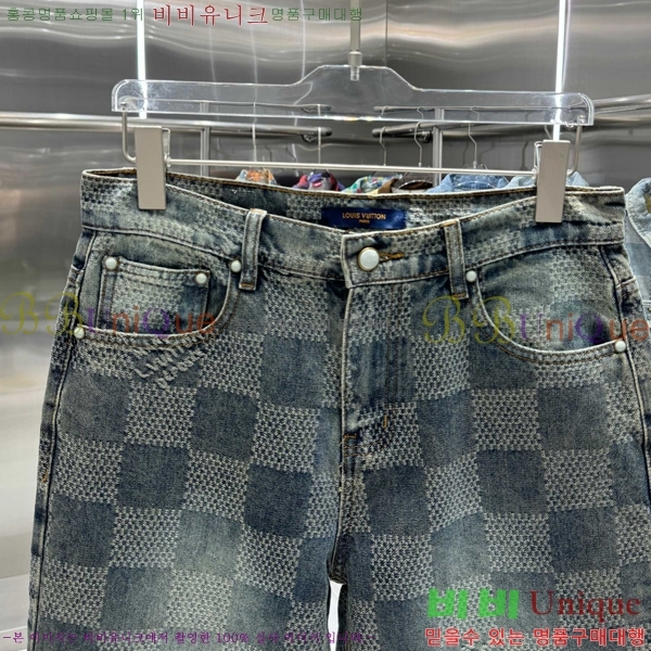  ̺   14L253203-7