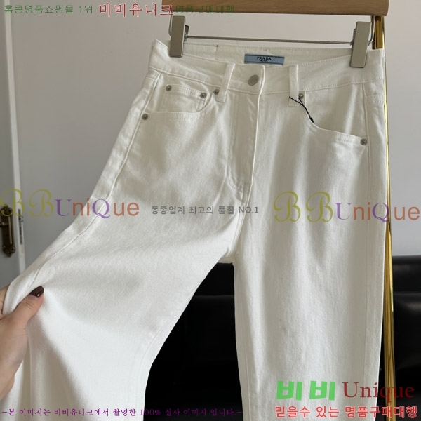     P581852736