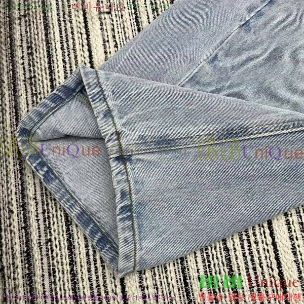  ˷    AW123655-4