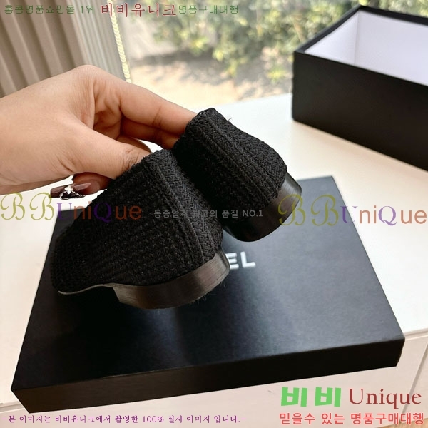  * Ŭ ÷ R8907001-3