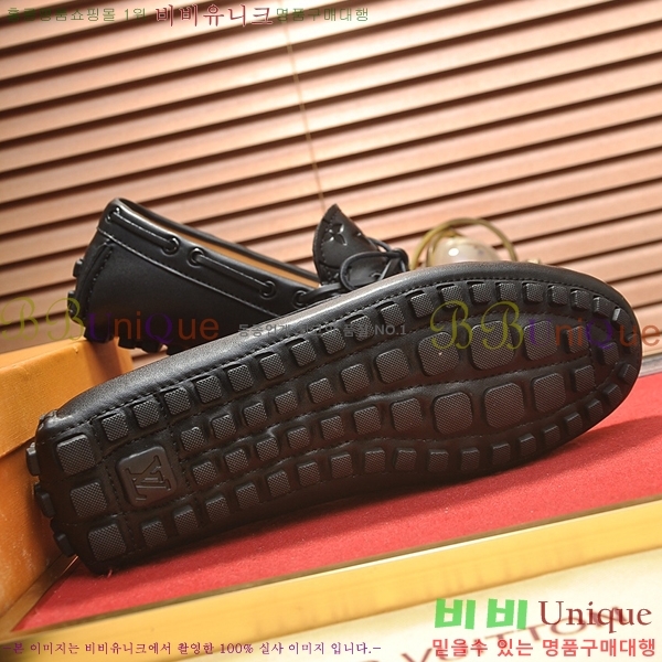  ̺  L7161627-5