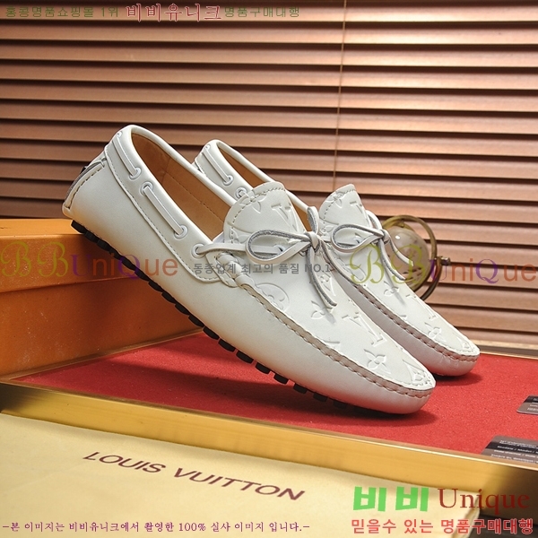  ̺  L7161627-6