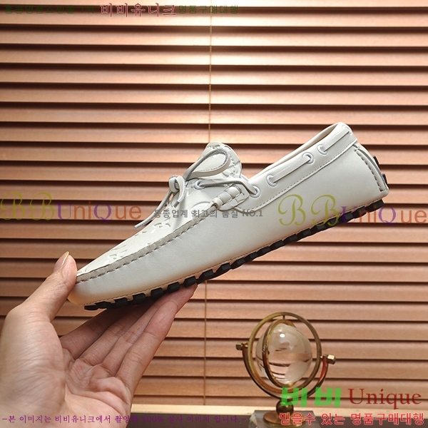  ̺  L7161627-6