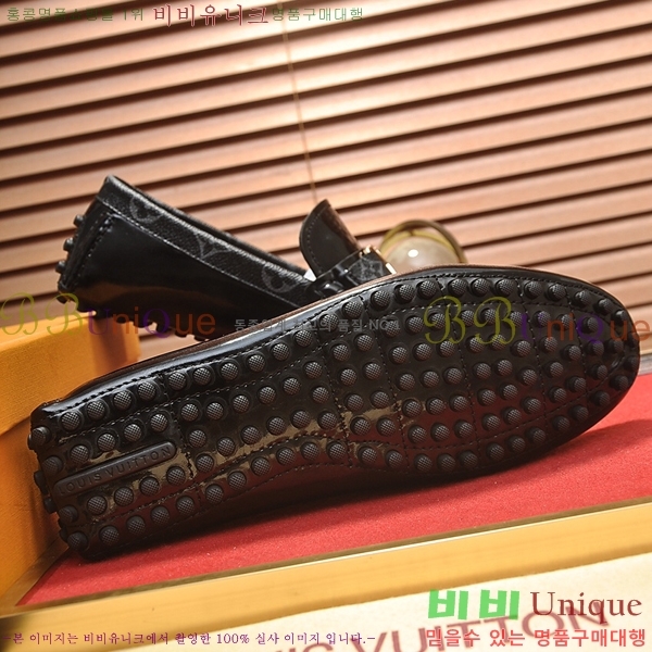  ̺  L7161627-7