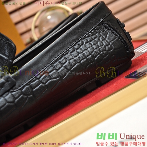  ̺  L7161627-17