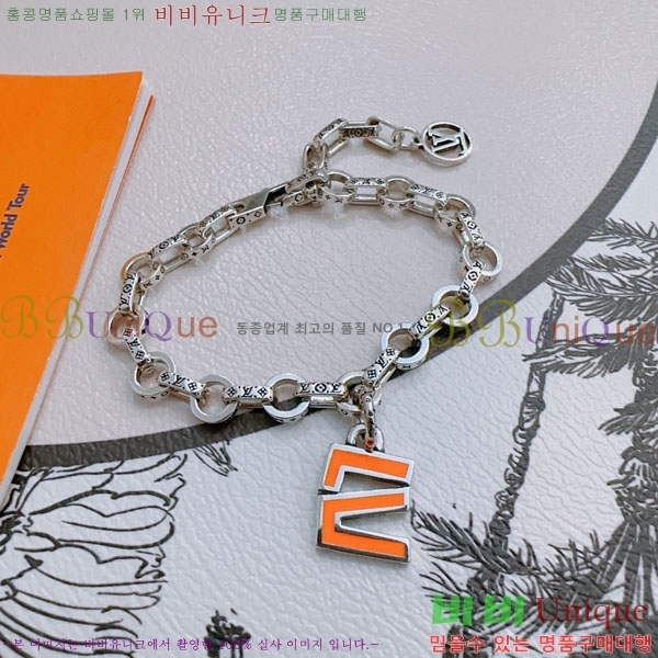 ̺  LV7120336-4