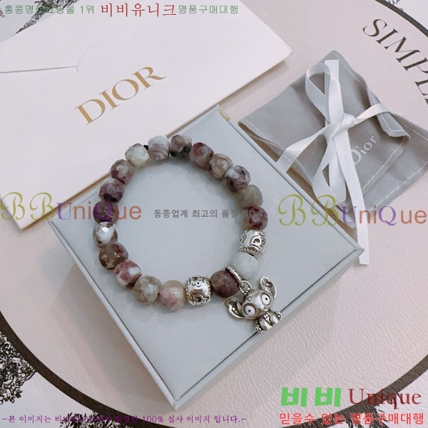   D4O02239-4