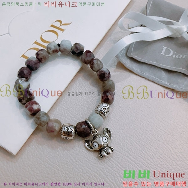   D4O02239-4