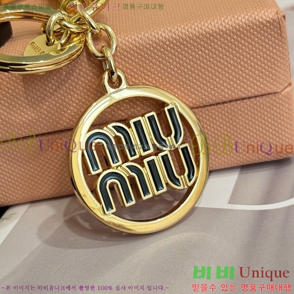 ̿̿ ŰȦ MIU016657-1
