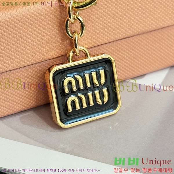 ̿̿ ŰȦ MIU016657-1