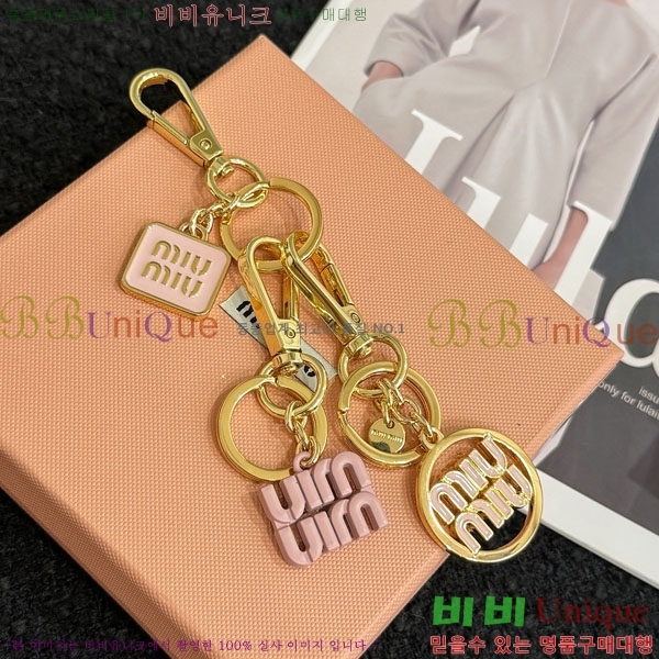 ̿̿ ŰȦ MIU016657-2
