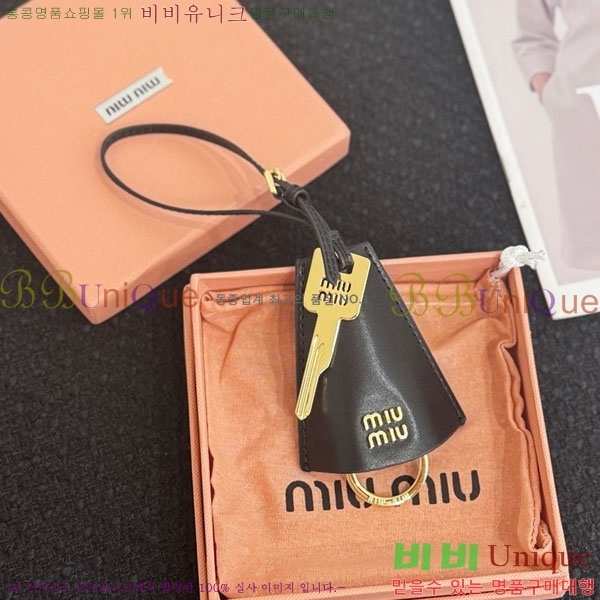 ̿̿ ŰȦ MIU016657-4