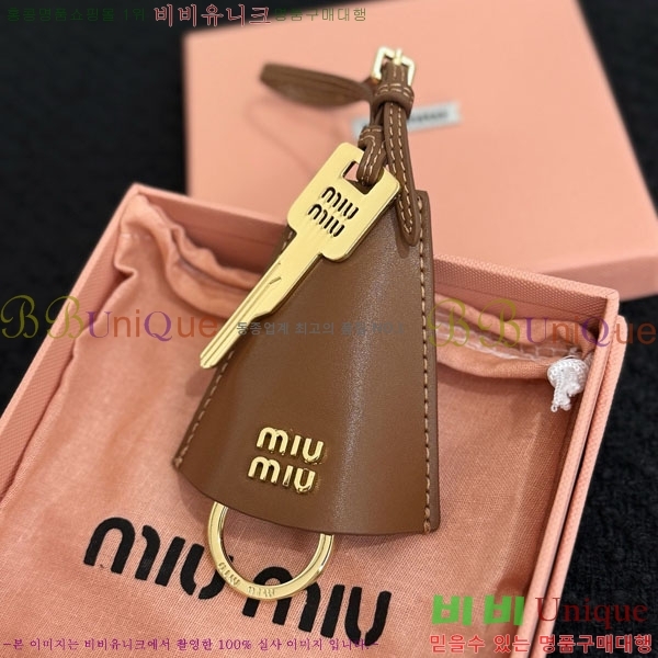 ̿̿ ŰȦ MIU016657-5