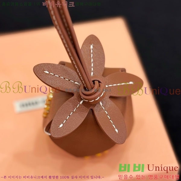 ̿̿ ŰȦ MIU016657-7