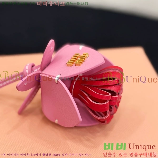 ̿̿ ŰȦ MIU016657-8  