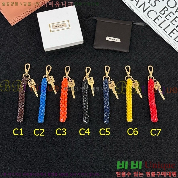 ̿̿ ŰȦ MIU016657-11