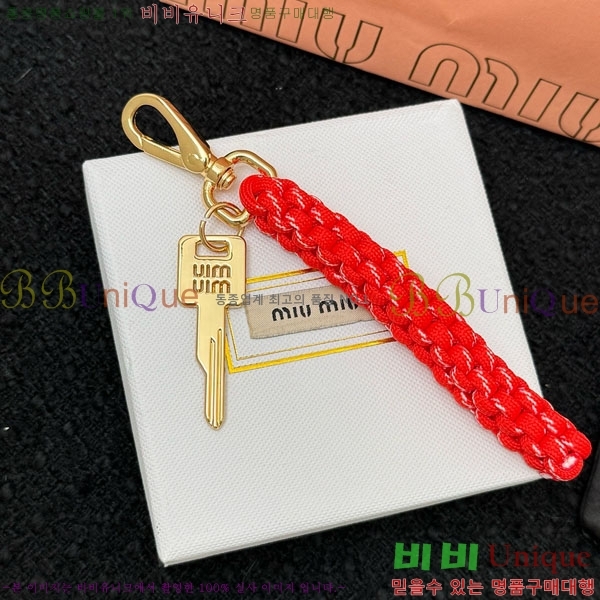 ̿̿ ŰȦ MIU016657-11