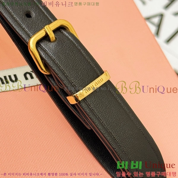̿̿ ŰȦ MIU016657-12