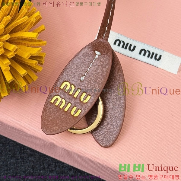 ̿̿ ŰȦ MIU016657-13
