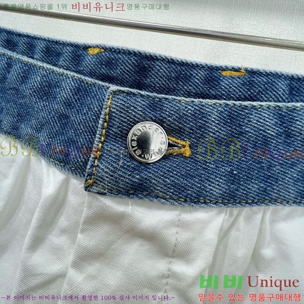  ˷   WA23155609-1