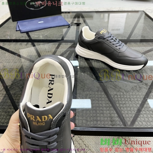   Ŀ R576860