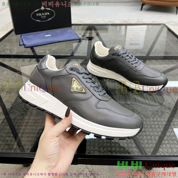   Ŀ R576860