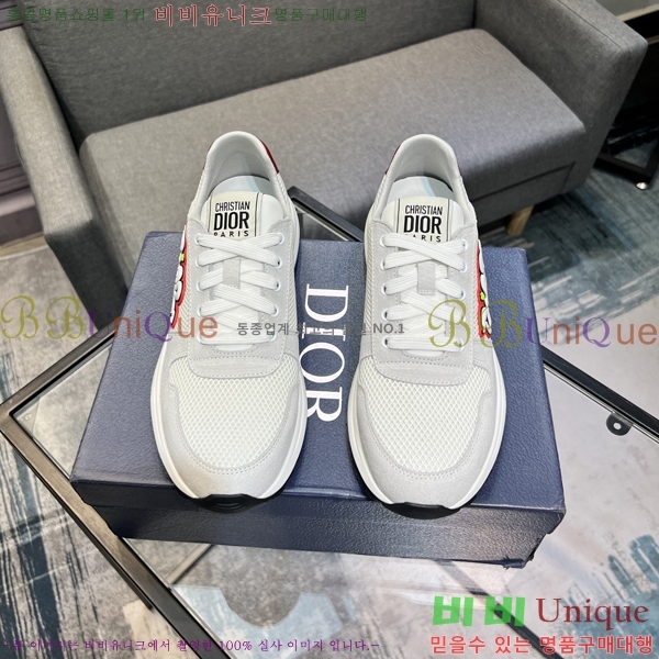   Ŀ DR974929-3