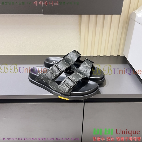  ̺  L8920935-3
