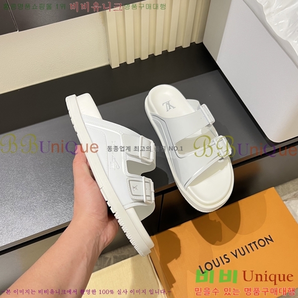  ̺  L8920935-6