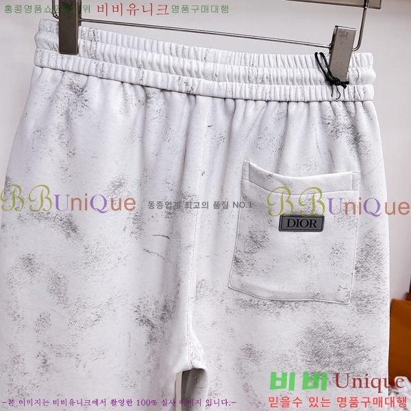   ݹ D254163578