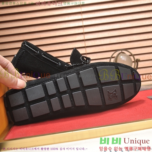  ̺  L7161627-22
