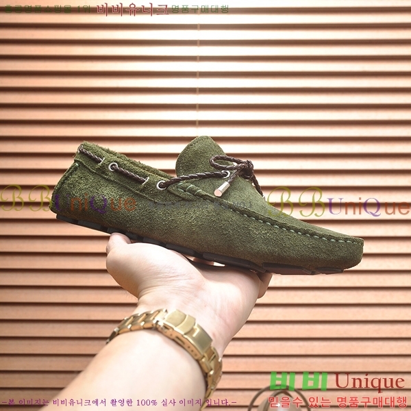  ̺  L7161627-23