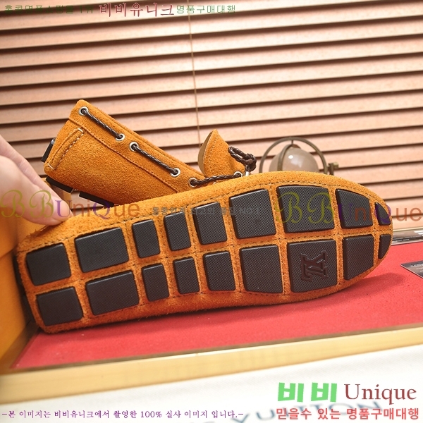  ̺  L7161627-25