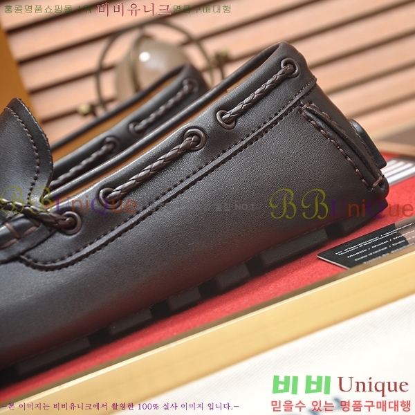  ̺  L7161627-28