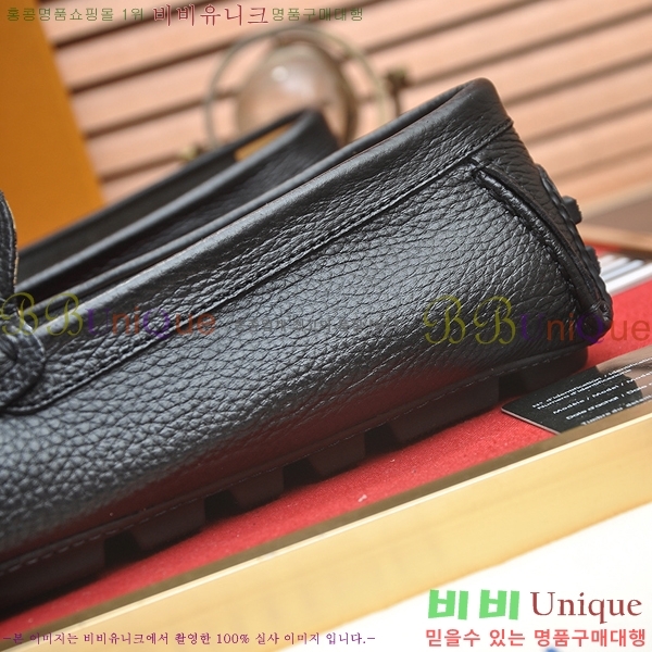  ̺  L7161627-29