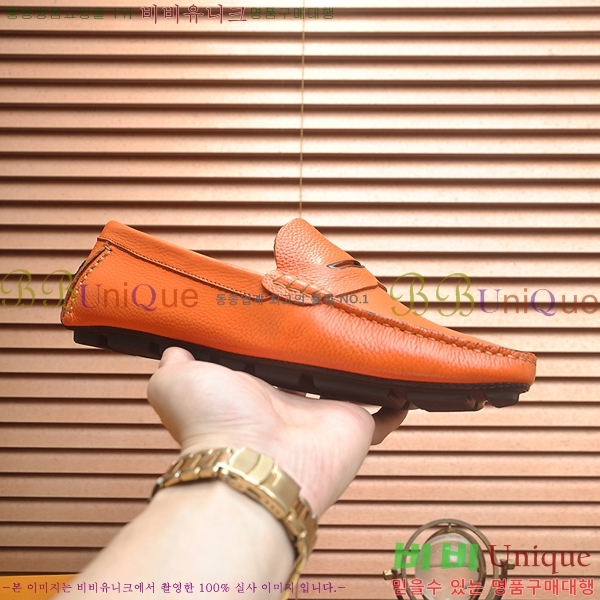  ̺  L7161627-32