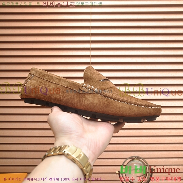  ̺  L7161627-38