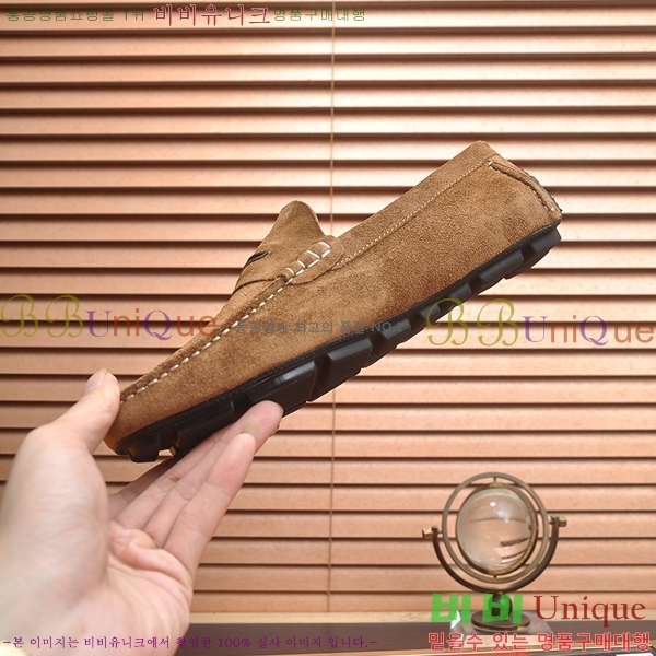  ̺  L7161627-38