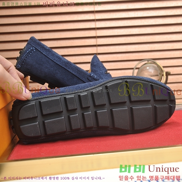  ̺  L7161627-40
