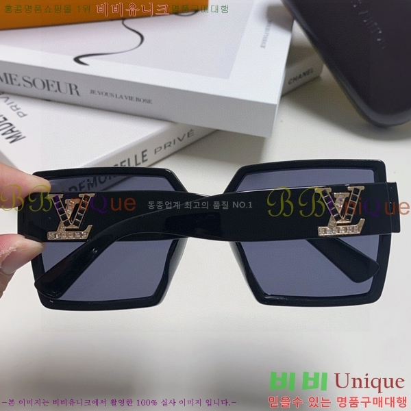 ̺ ۶ LV1008910-4