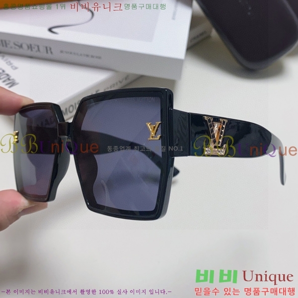 ̺ ۶ LV1008910-4